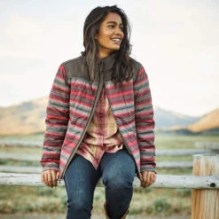 Ariat Ladies REAL Crius Serape Full Zip Jacket 10037467 -Ariat Style 10037467 lifestyle