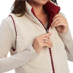 Ariat® Ladies R.E.A.L.™ReversibleRouge Red Vest 10041586 -Ariat Style 10041586e