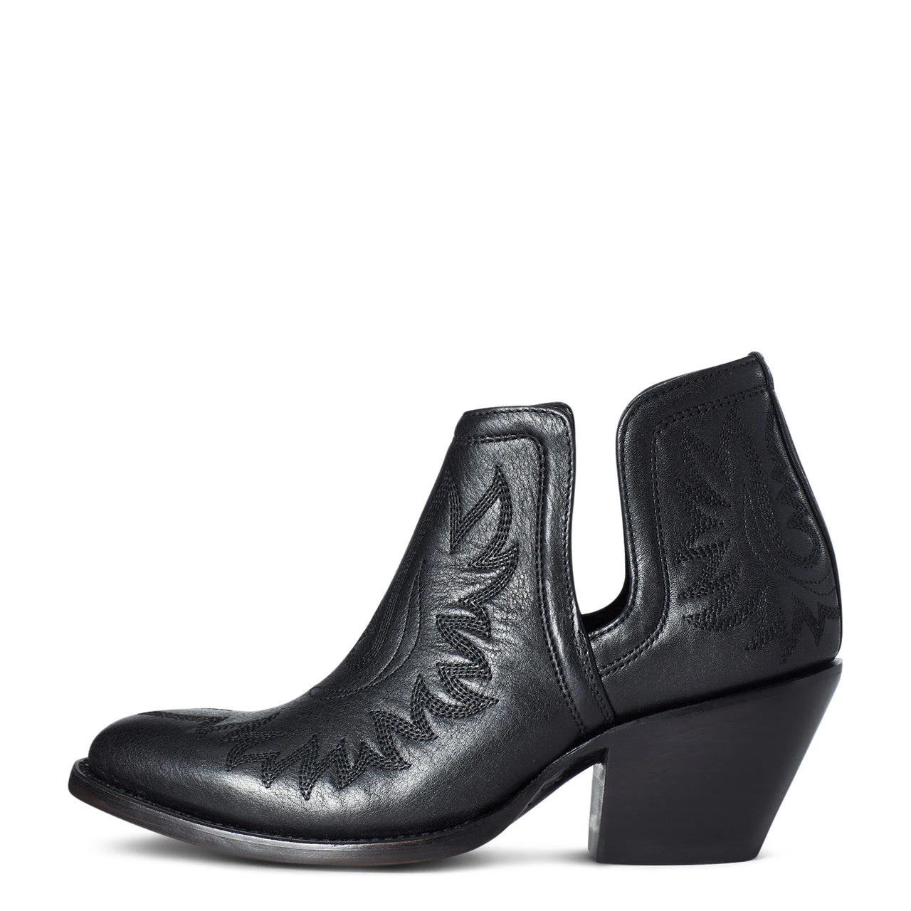 Ariat Ladies Dixon Brooklyn Black Round Toe Booties 10035976 5 Ariat Ladies Dixon Brooklyn Black Round Toe Booties 10035976 - Image 5
