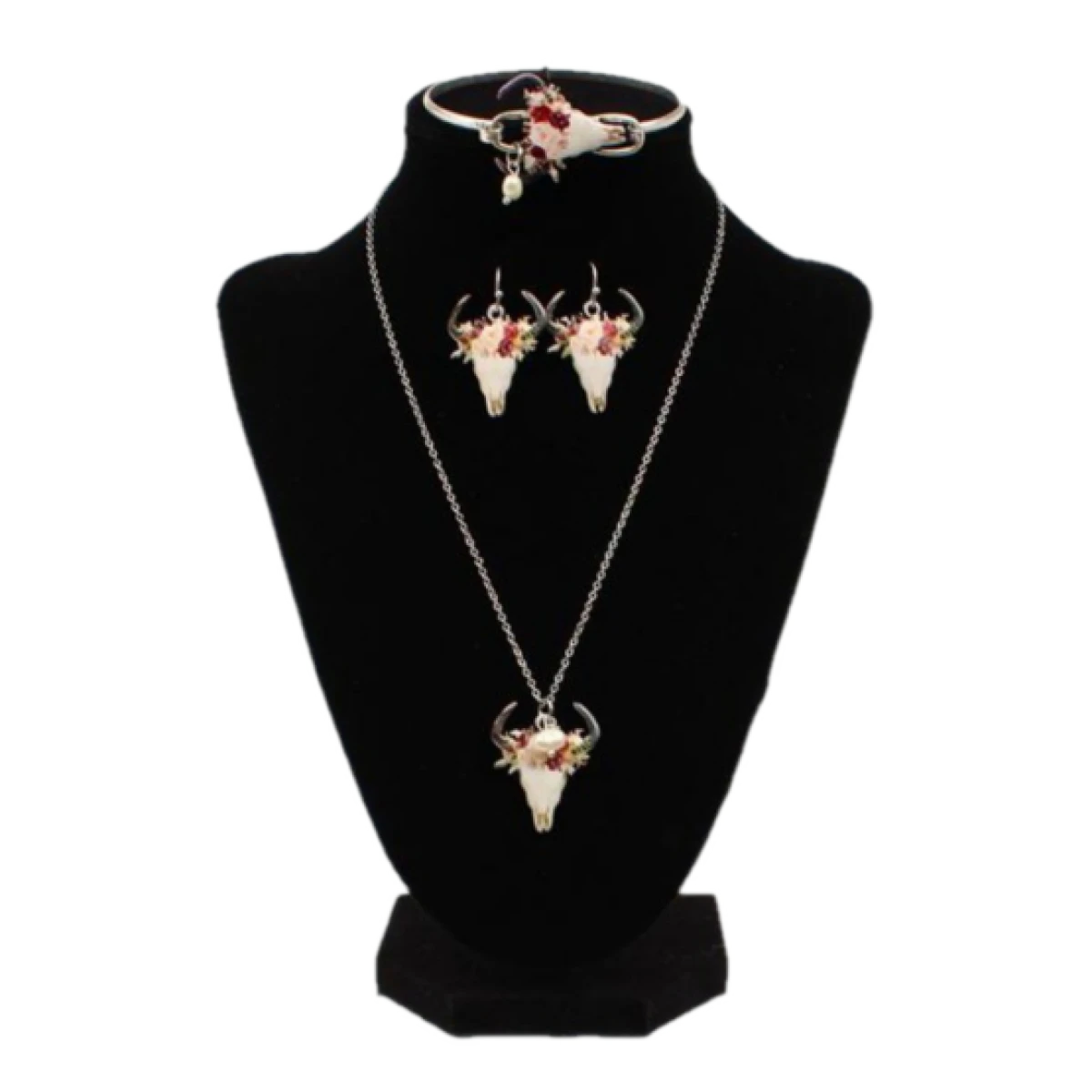 Blazin Roxx® 3 Piece Floral Steer Head Silver Jewelry Set 30947 1 Blazin Roxx® 3 Piece Floral Steer Head Silver Jewelry Set 30947