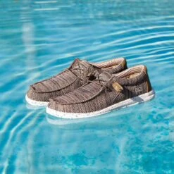 Hey Dude Men's Wally Sox Brown Shoes 110351500 -Ariat Style 57 b174dc89 b030 4e59 bd60 675e3dfe7fe4