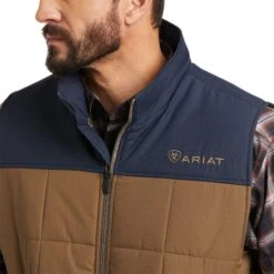 Ariat Men's Cirus Conceal Carry Insulated Cub Navy Vest 10037545 -Ariat Style F21 MNS WEST 10037545 detail01 2