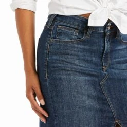 Ariat® Ladies Knee Length Denim Skirt 10036103 6 Ariat® Ladies Knee Length Denim Skirt 10036103 -Ariat Style F21 WEST WMS 10036103 detail01