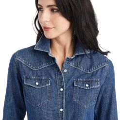 Ariat® Ladies Farriday Bluelight Denim Button Down Shirt 10042258 -Ariat Style F22 WMS WEST 10042258 detail01