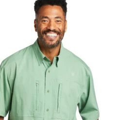 Ariat Men's Venttek Classic Turf Green Short Sleeve Shirt 10039373 -Ariat Style S22 MNS WEST 10039373 detail01