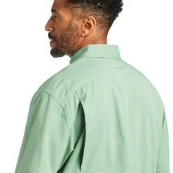 Ariat Men's Venttek Classic Turf Green Short Sleeve Shirt 10039373 -Ariat Style S22 MNS WEST 10039373 detail02