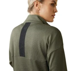 Ariat® Ladies Breathe 1/2 Zip Beetle Green Sweatshirt 10043391 -Ariat Style S23 WMS ENGL 10043391 detail03