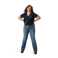 Ariat® Ladies R.E.A.L Mama Hen Navy Eclipse T-Shirt 10043758 -Ariat Style S23 WMS WEST 10043758 detail04 plus