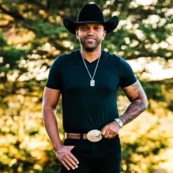 Montana Silversmiths Big Bold Stripes Dog Tag Necklace AMNC5456 -Ariat Style lifetyle